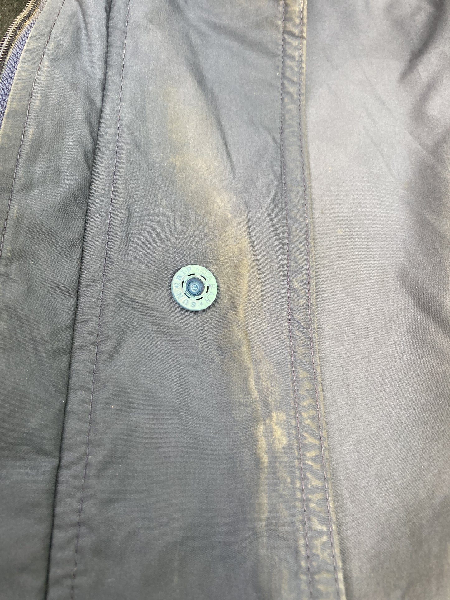 ナイロンジャケット