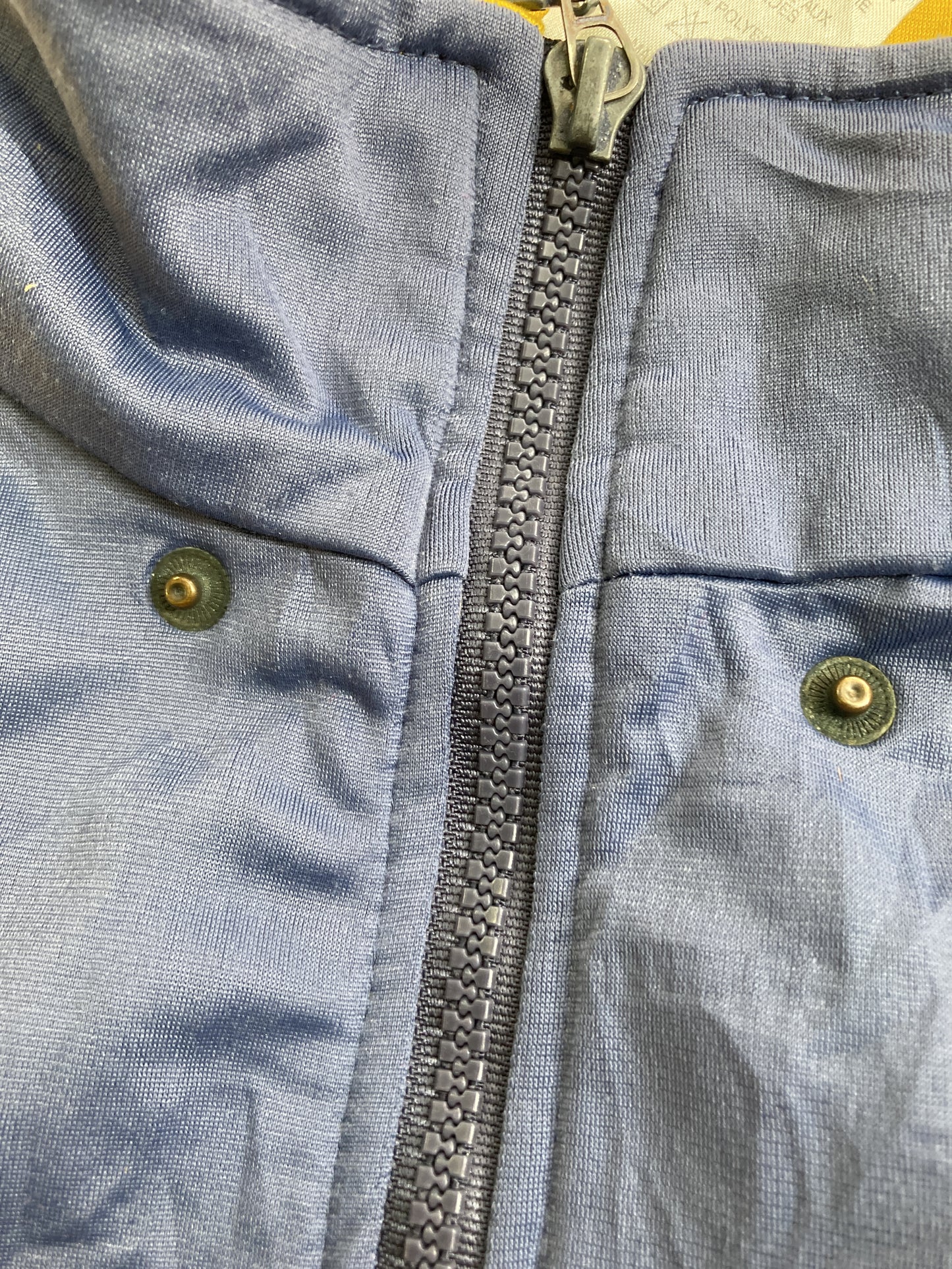 ナイロンジャケット