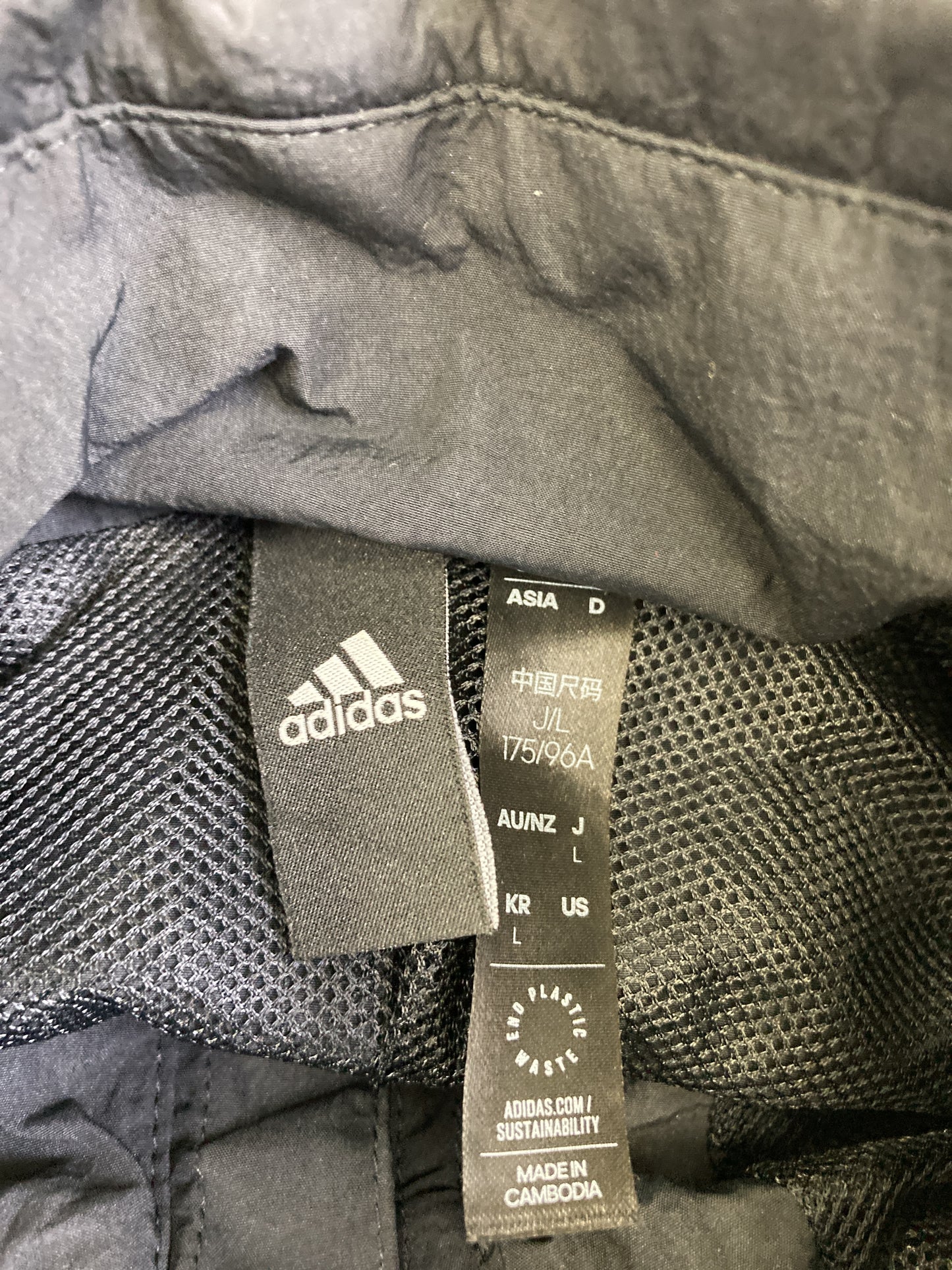 ナイロンジャケット