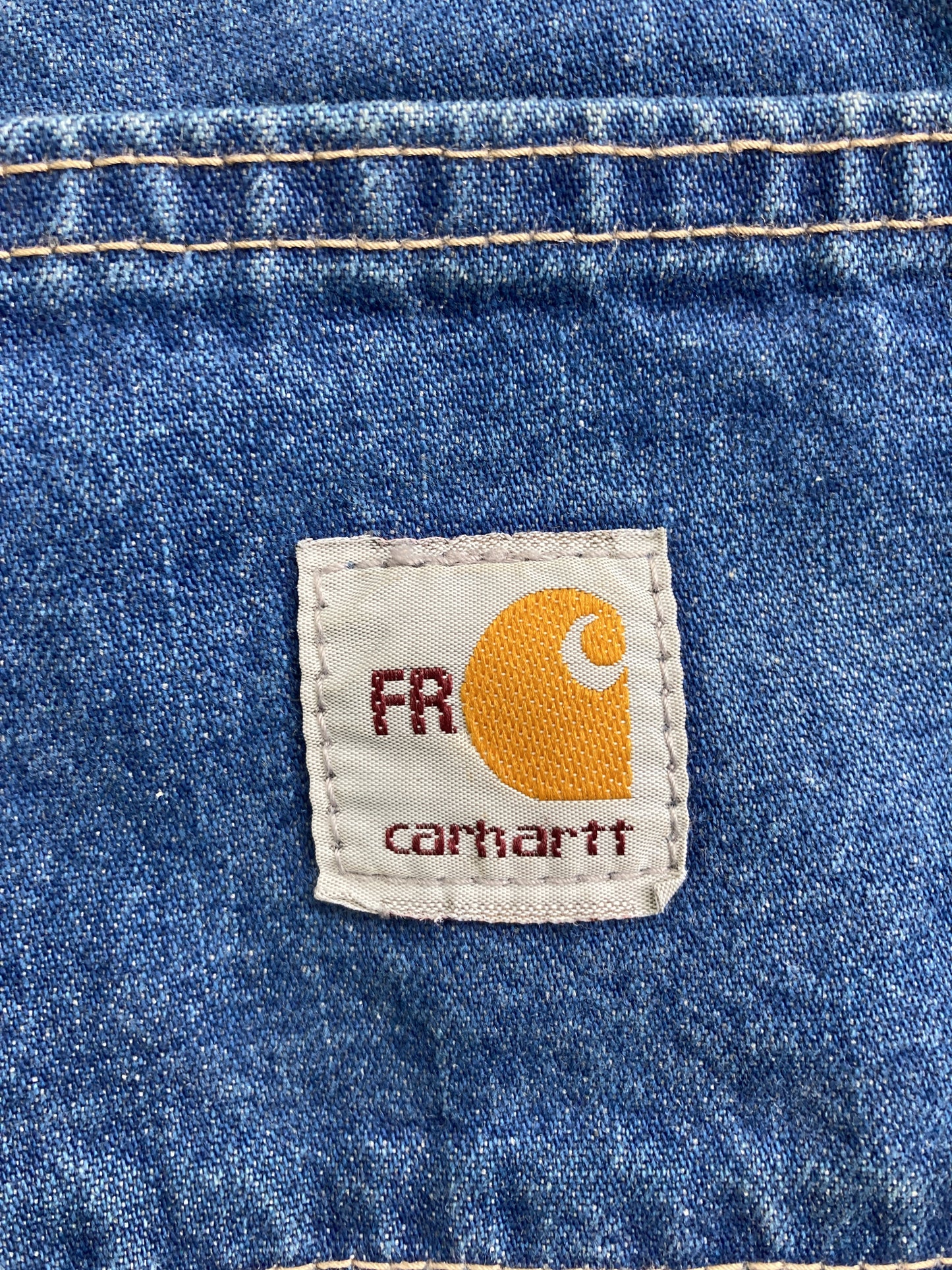 デニムパンツ