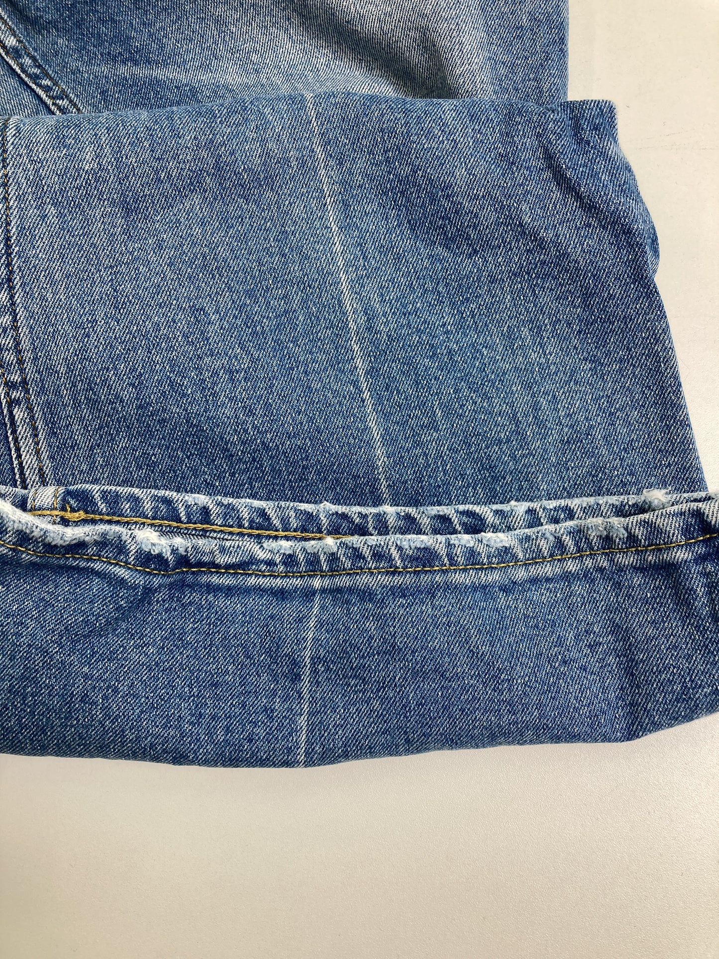 デニムパンツ