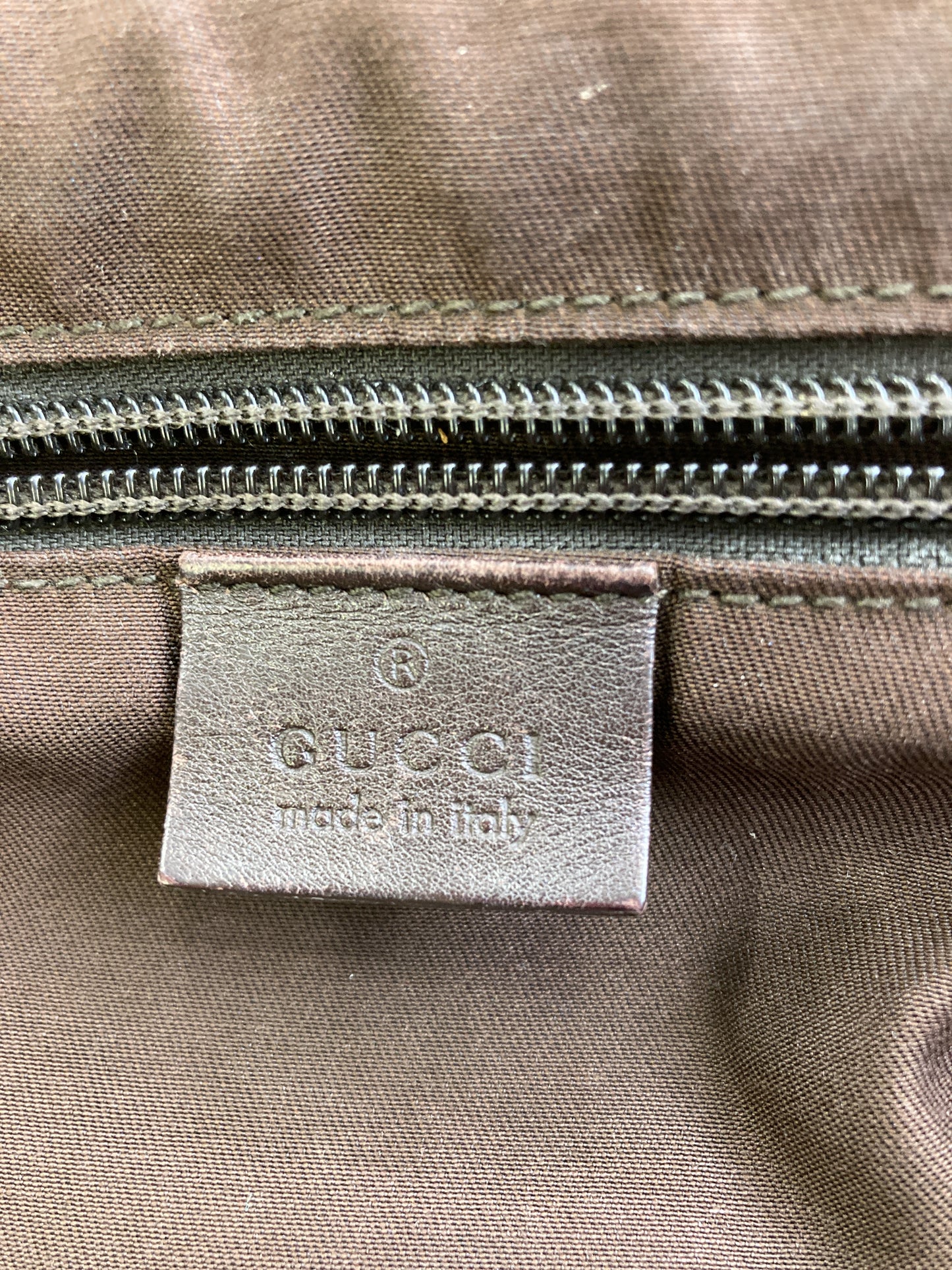 メッセンジャーバッグ