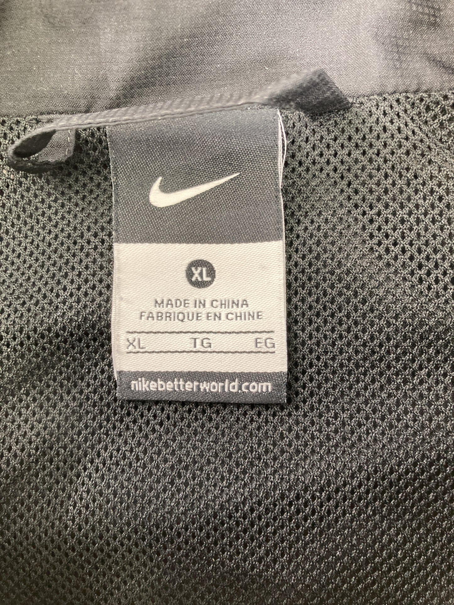 ナイロンジャケット