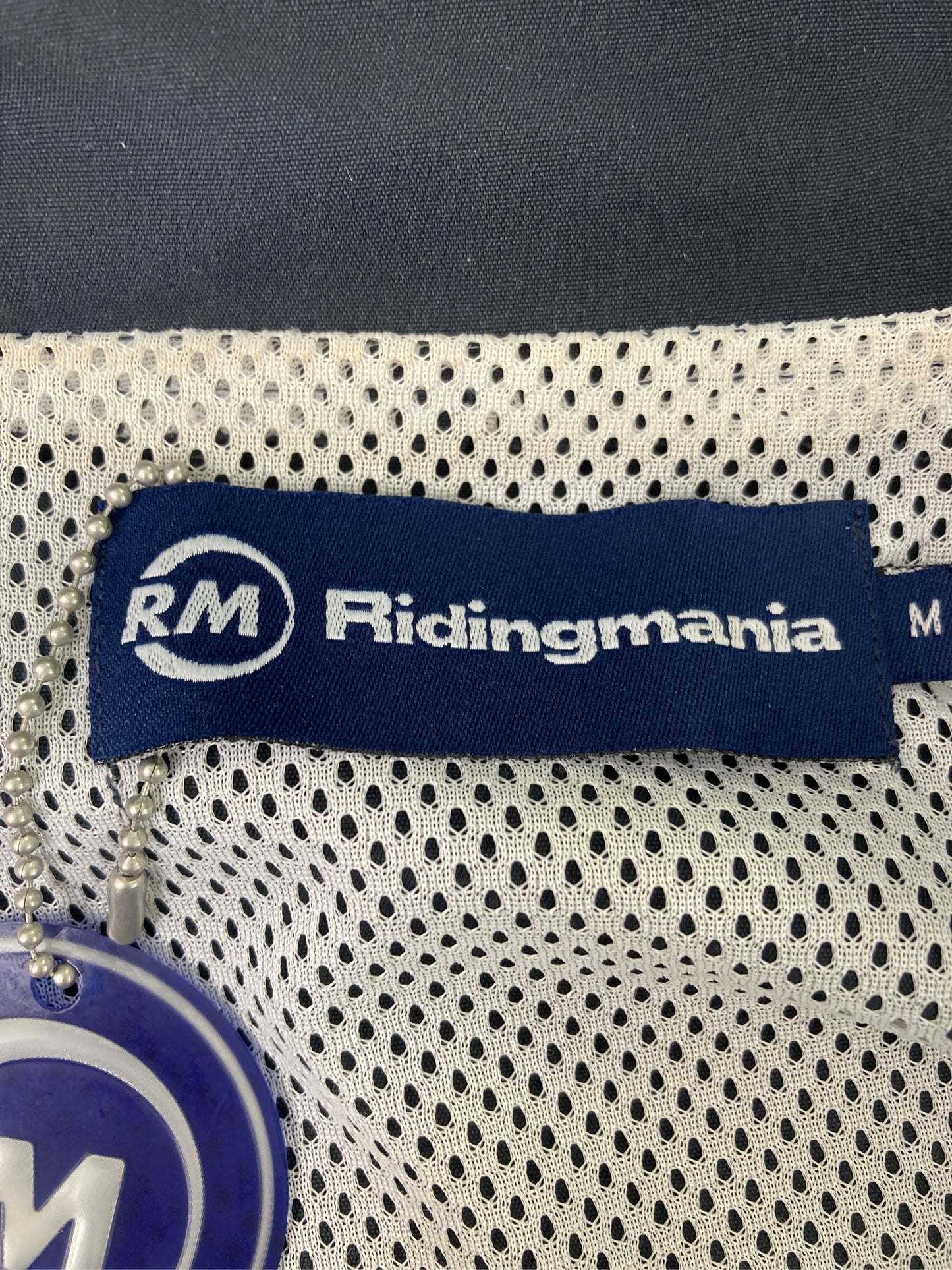 ナイロンジャケット