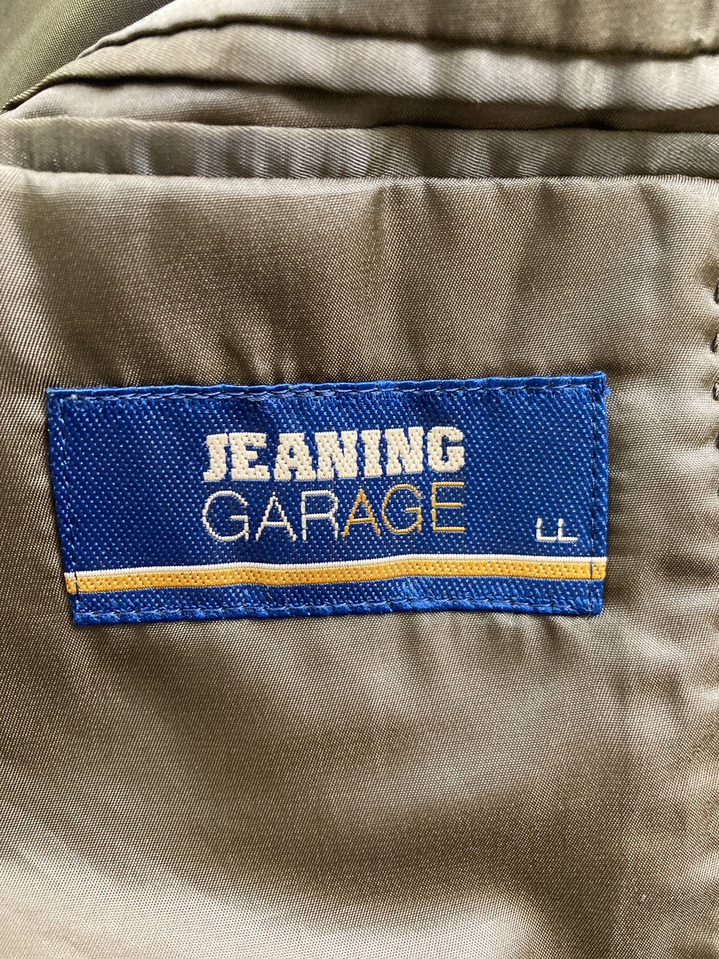 テーラードジャケット