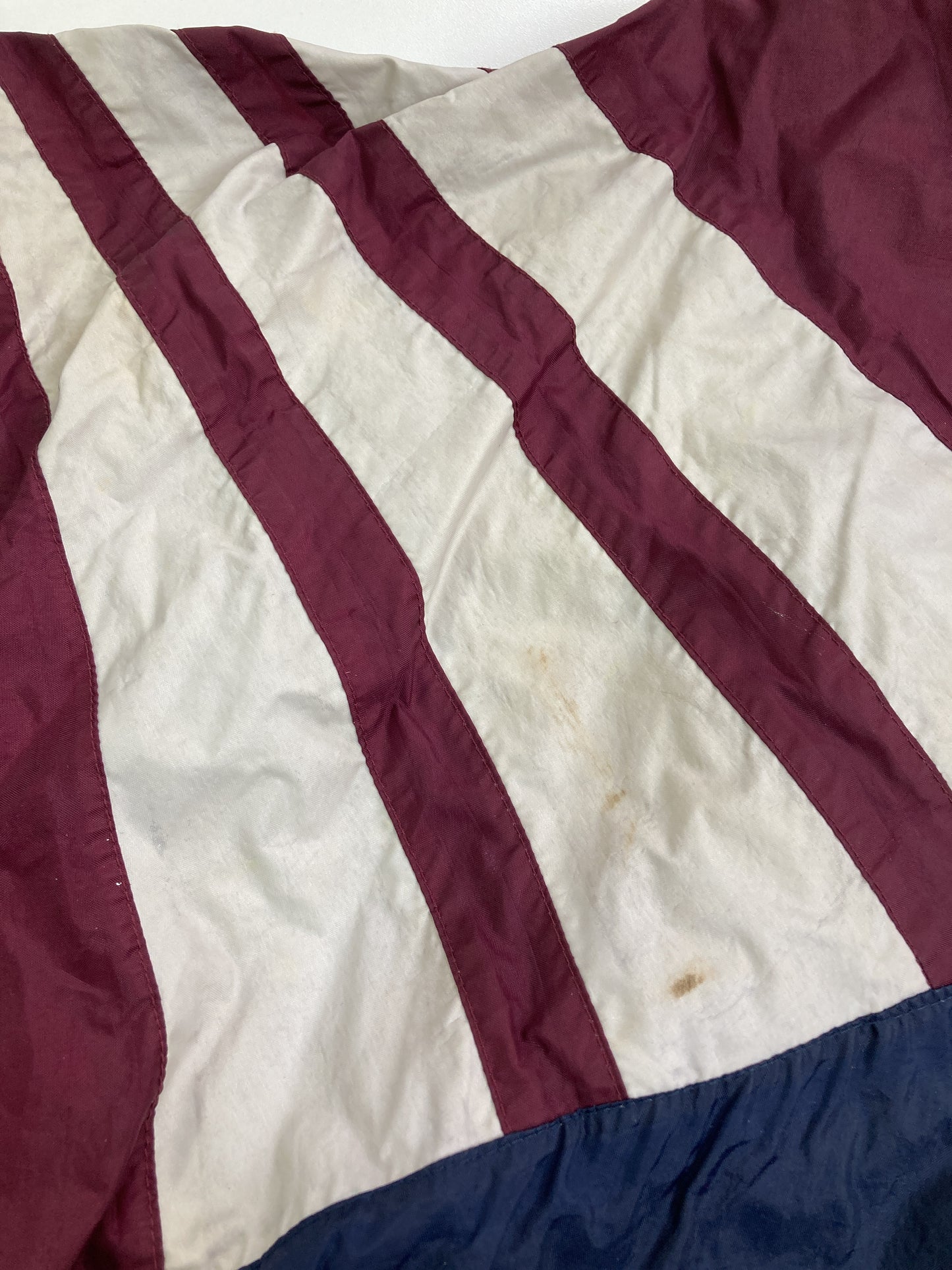 ナイロンジャケット