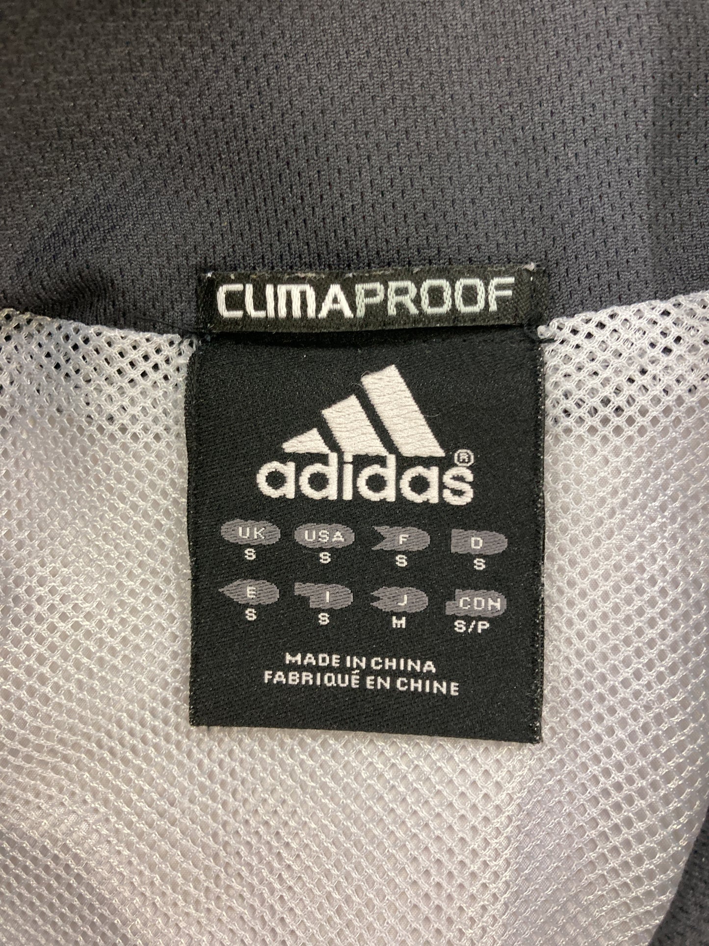 ナイロンジャケット