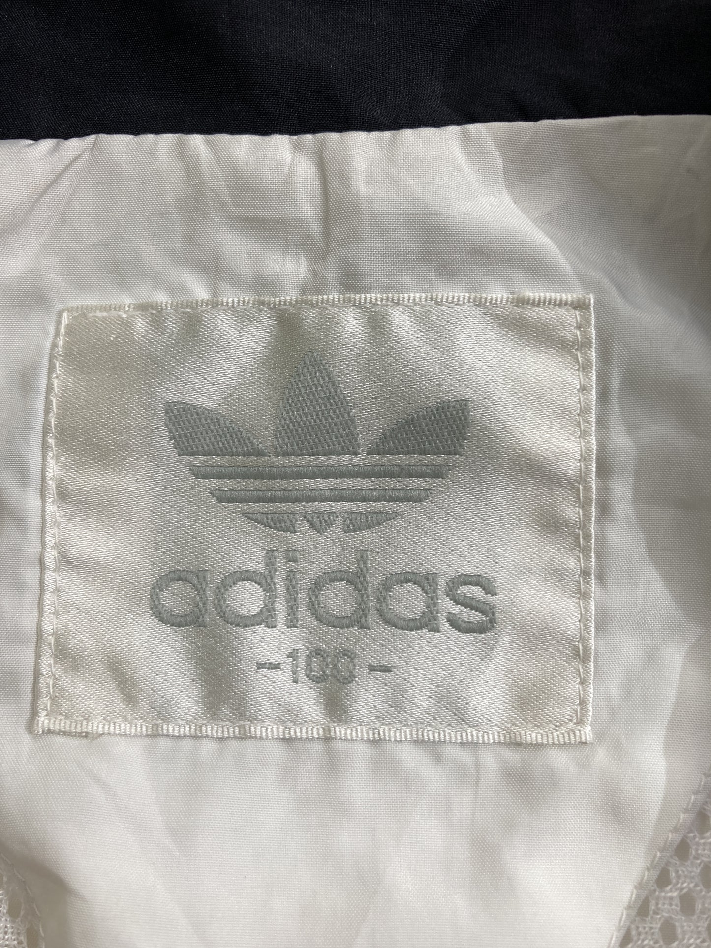 ナイロンジャケット