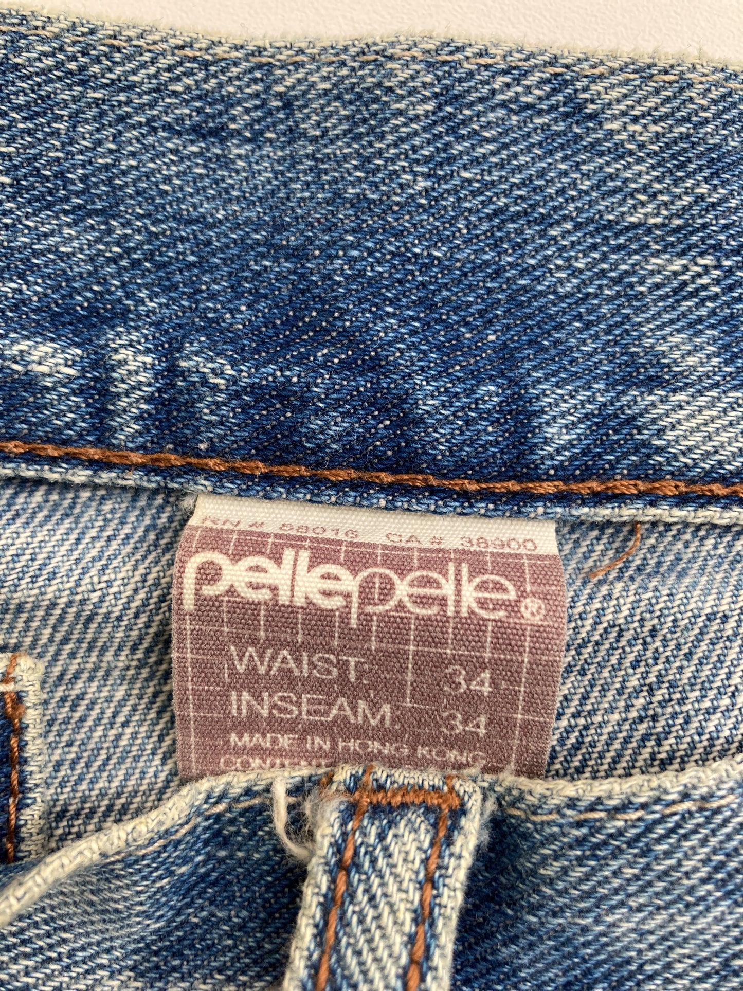 デニムパンツ