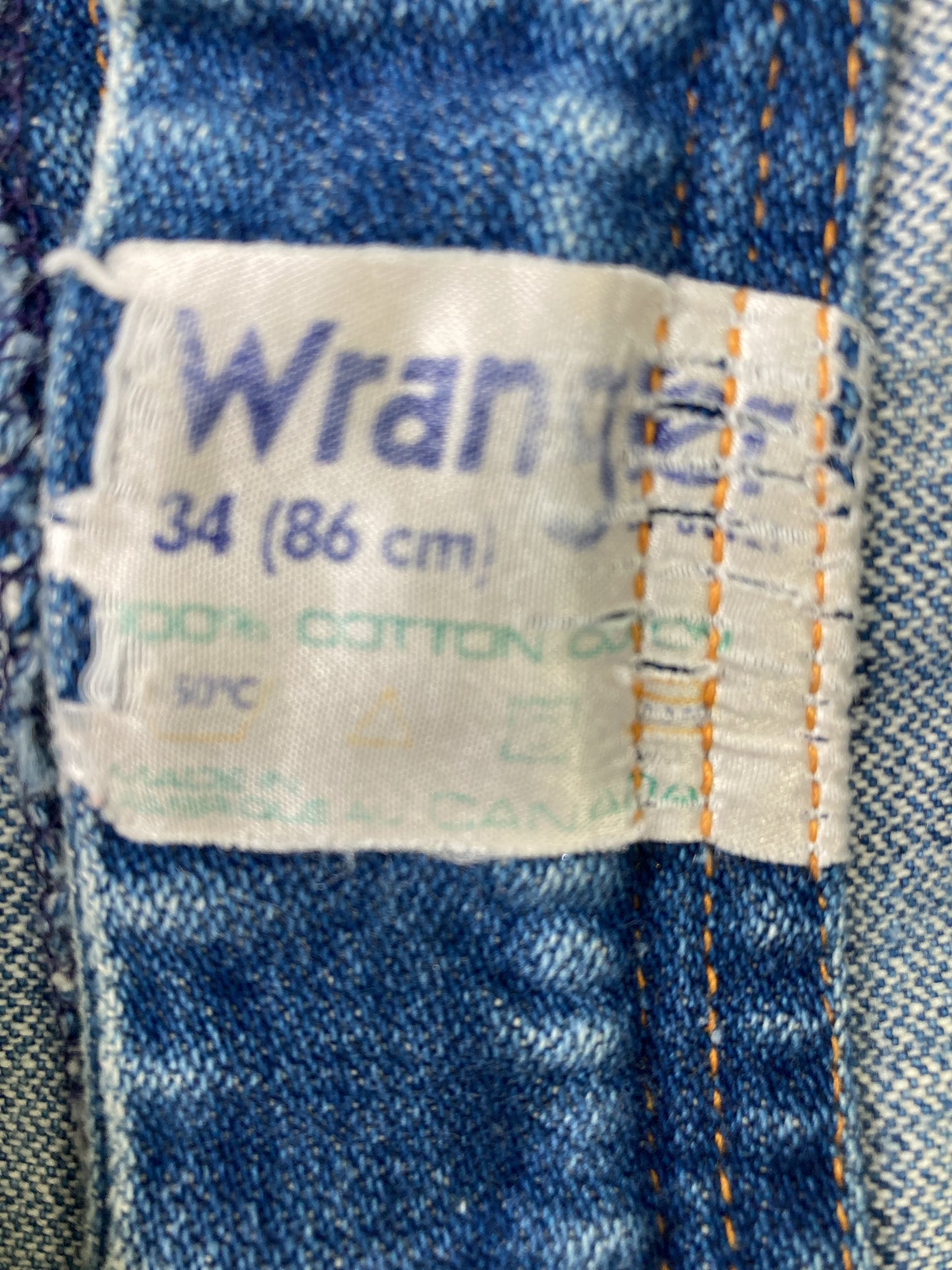 デニムパンツ