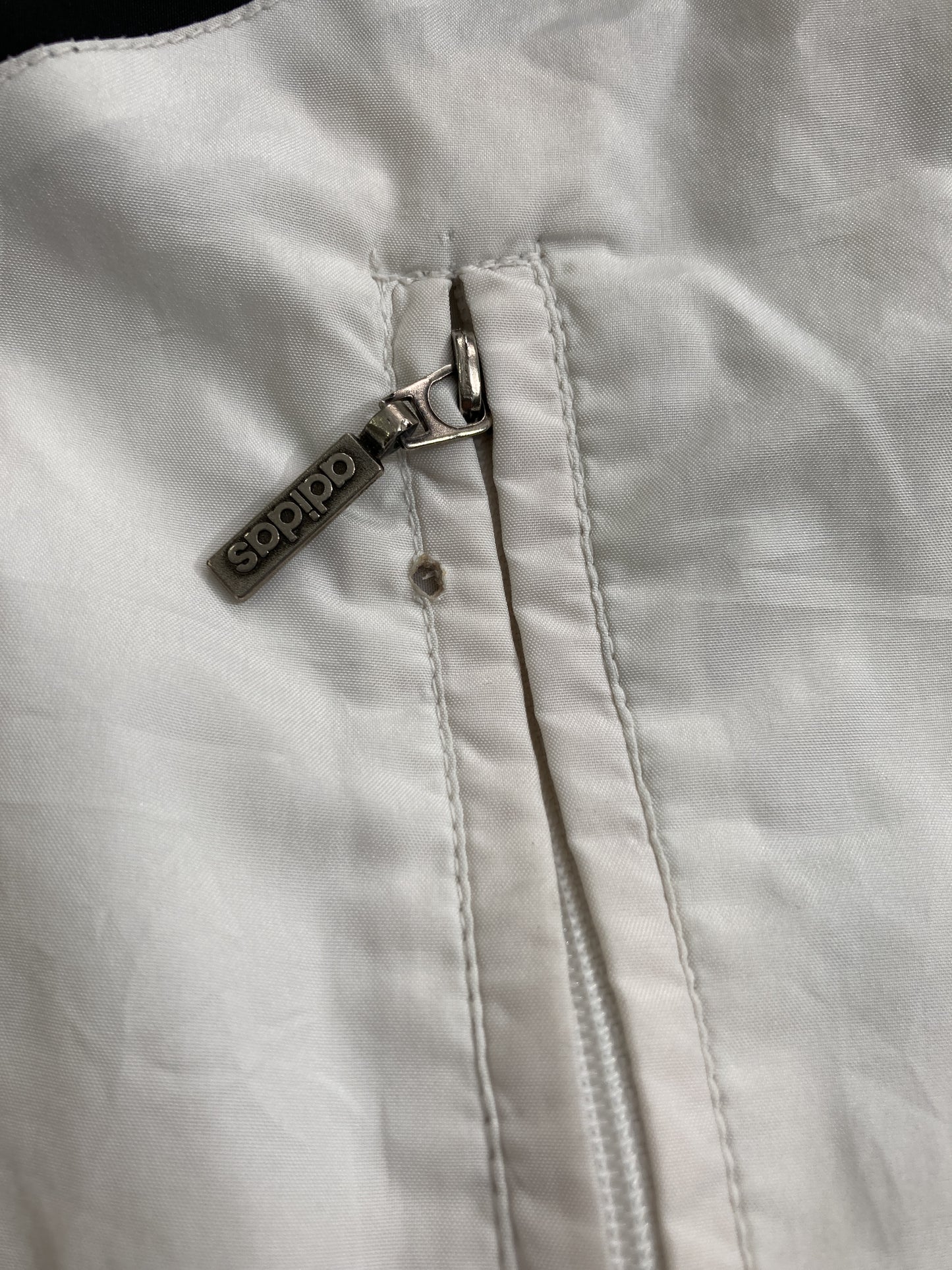 ナイロンジャケット