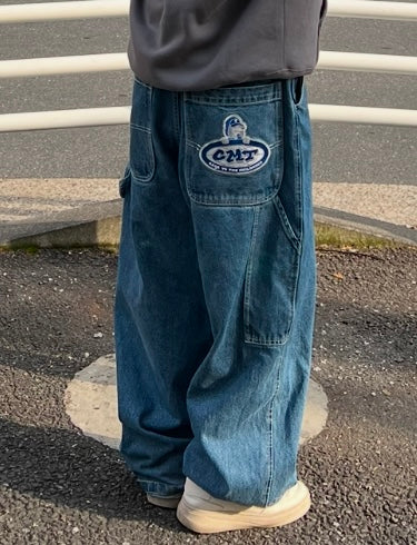 デニムパンツ