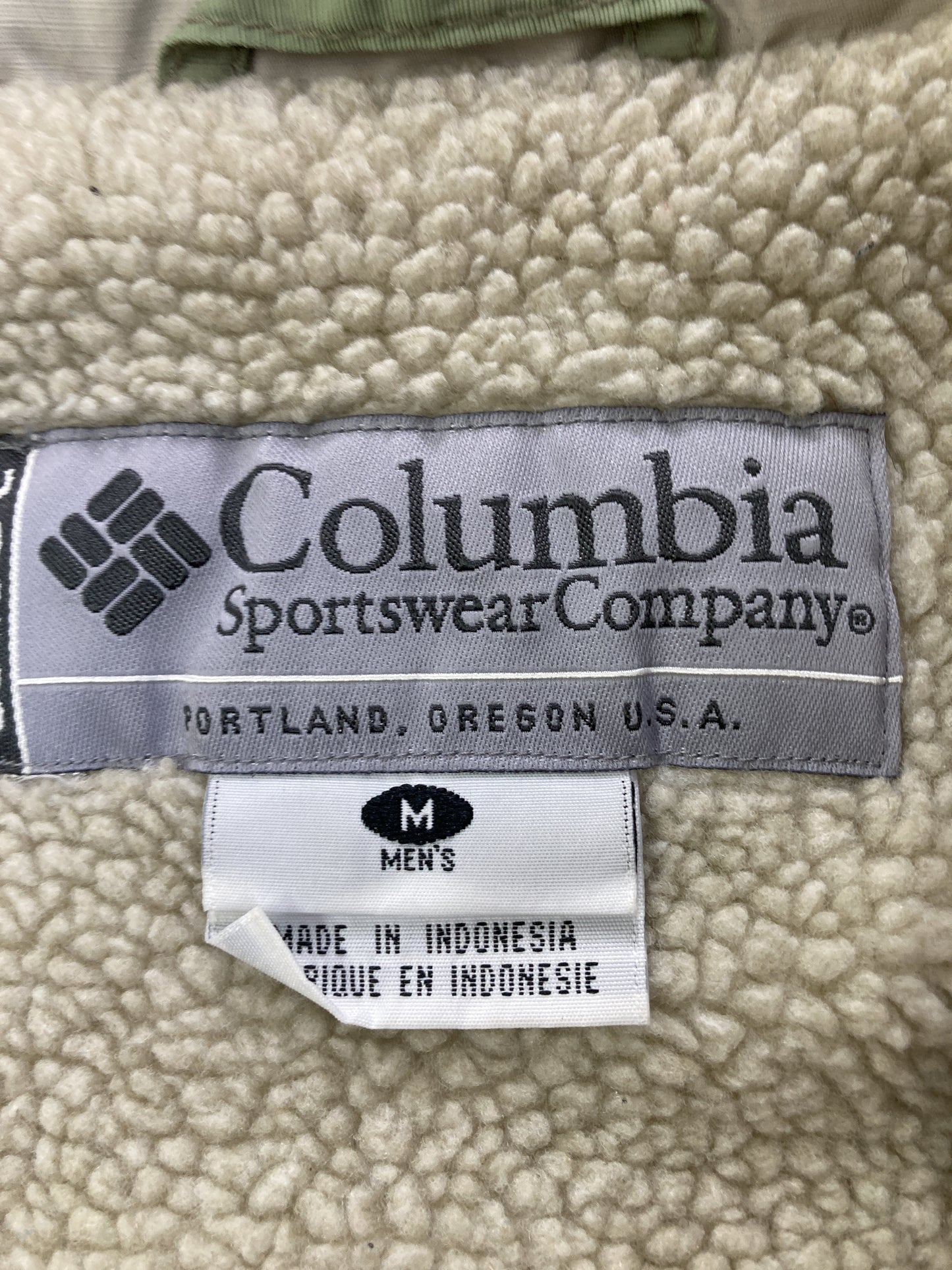 マウンテンパーカー