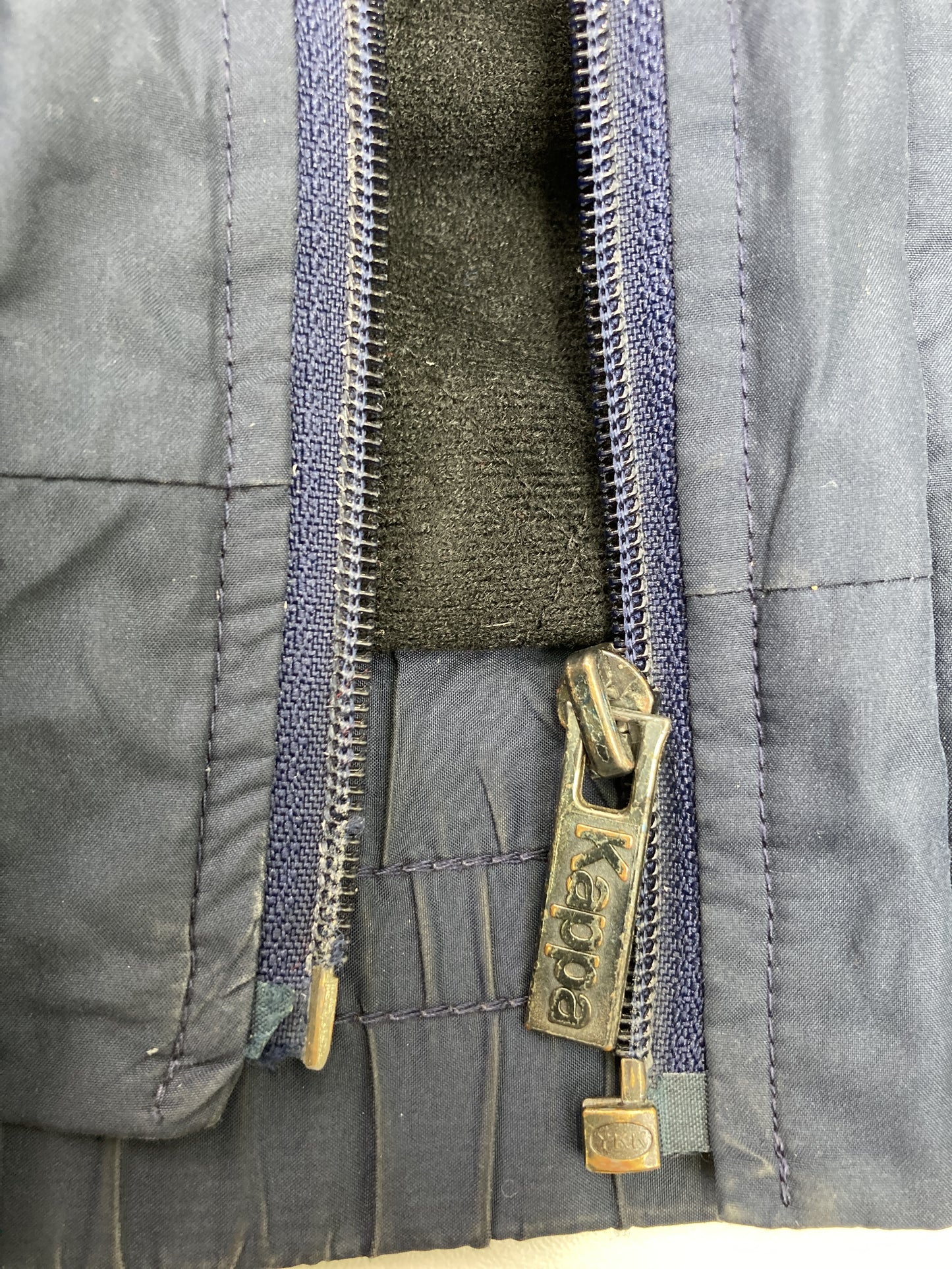 ナイロンジャケット