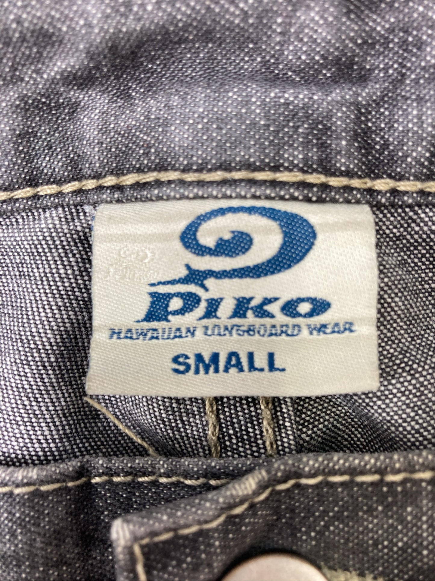 デニムパンツ