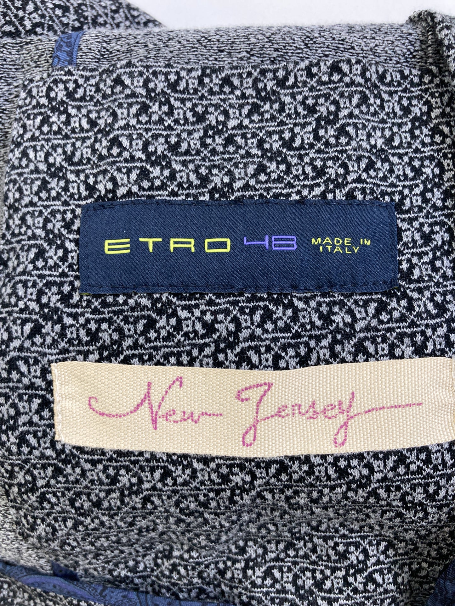 テーラードジャケット