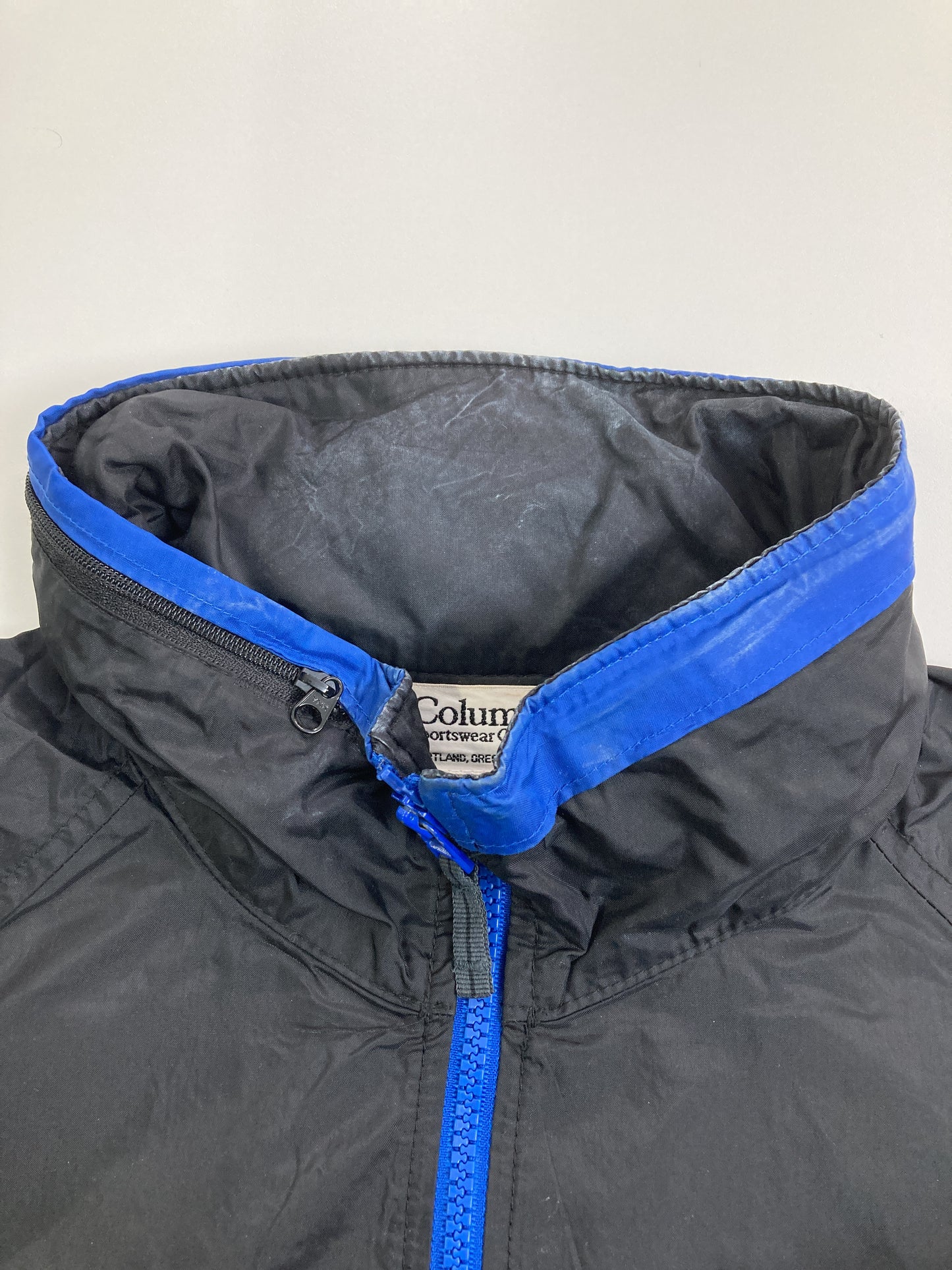 ナイロンジャケット