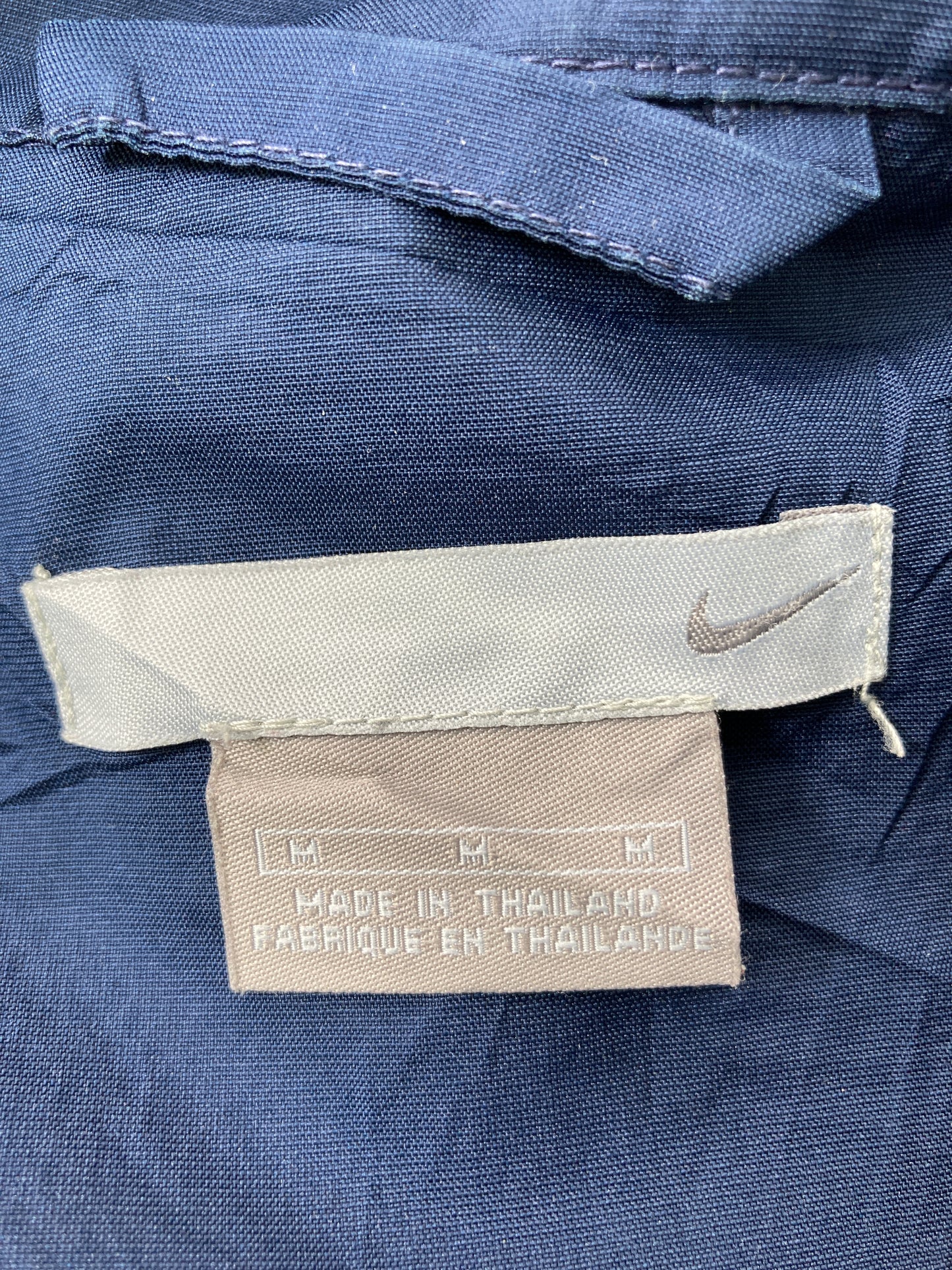 ナイロンジャケット