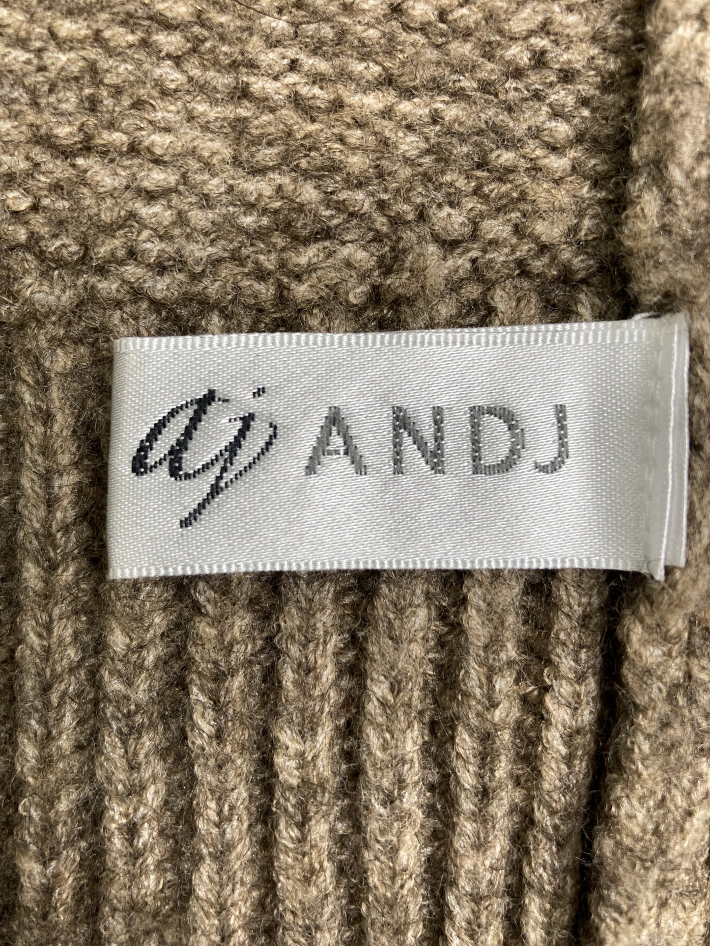 ニット/セーター