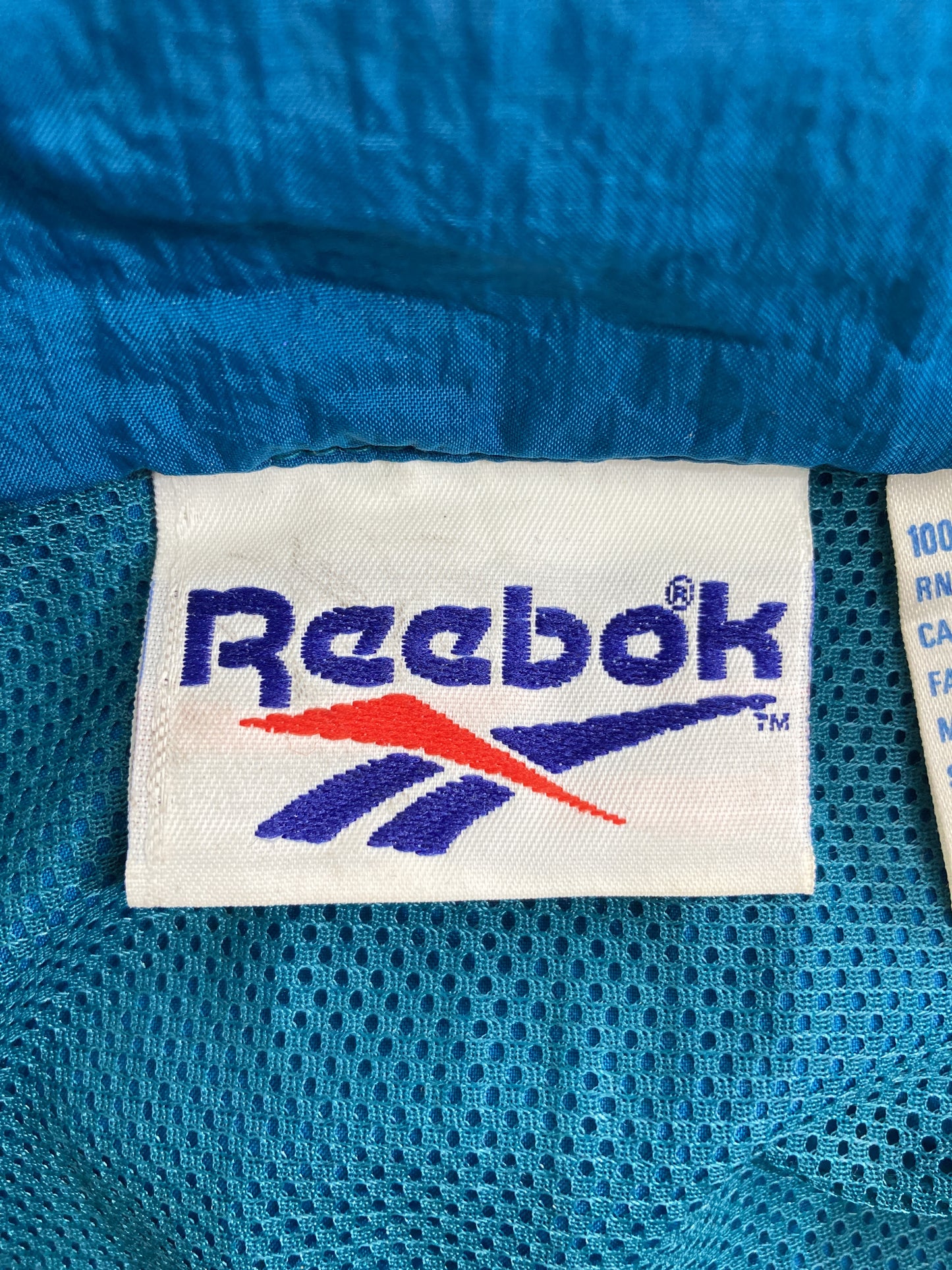ナイロンジャケット