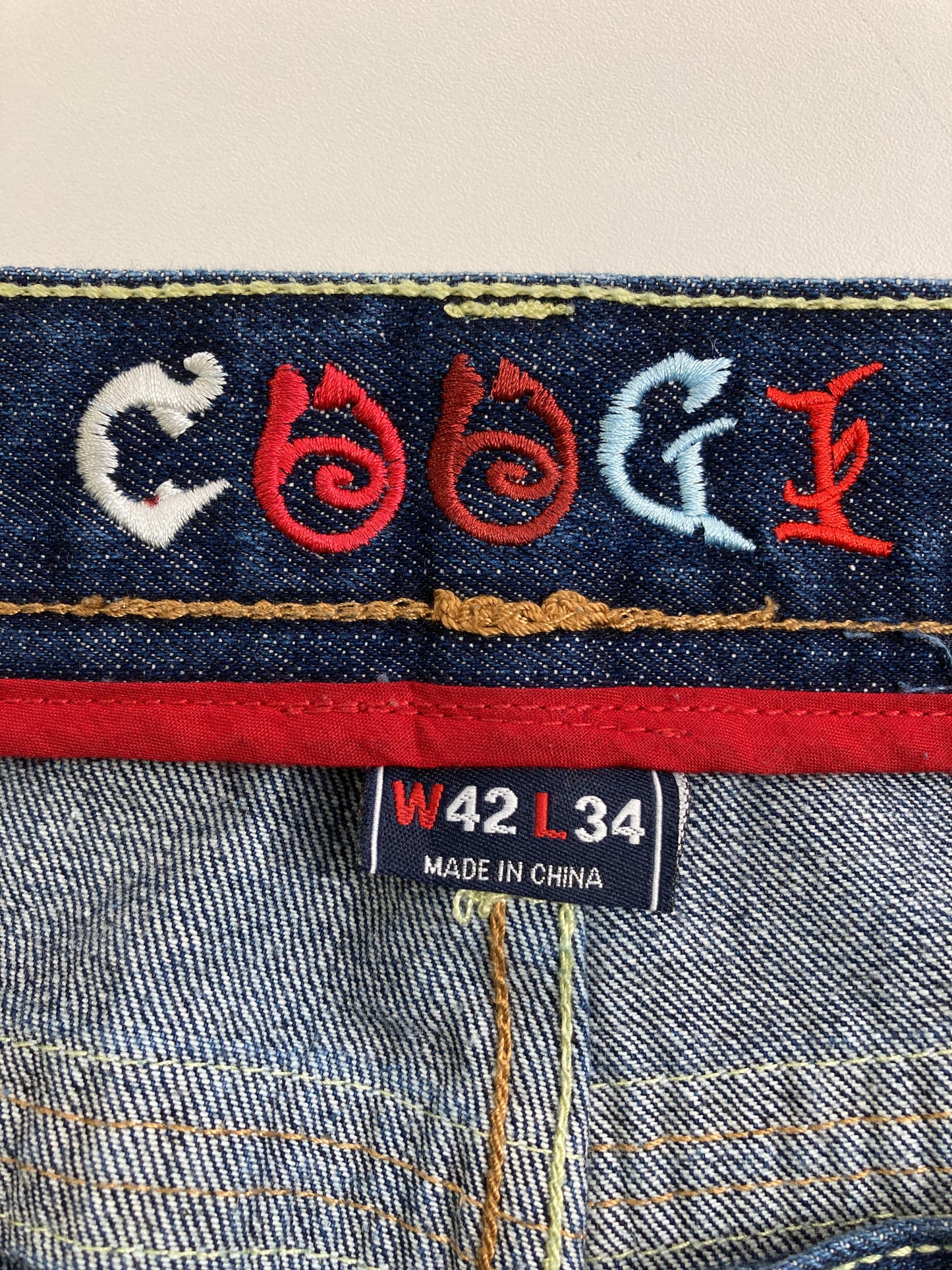 デニムパンツ