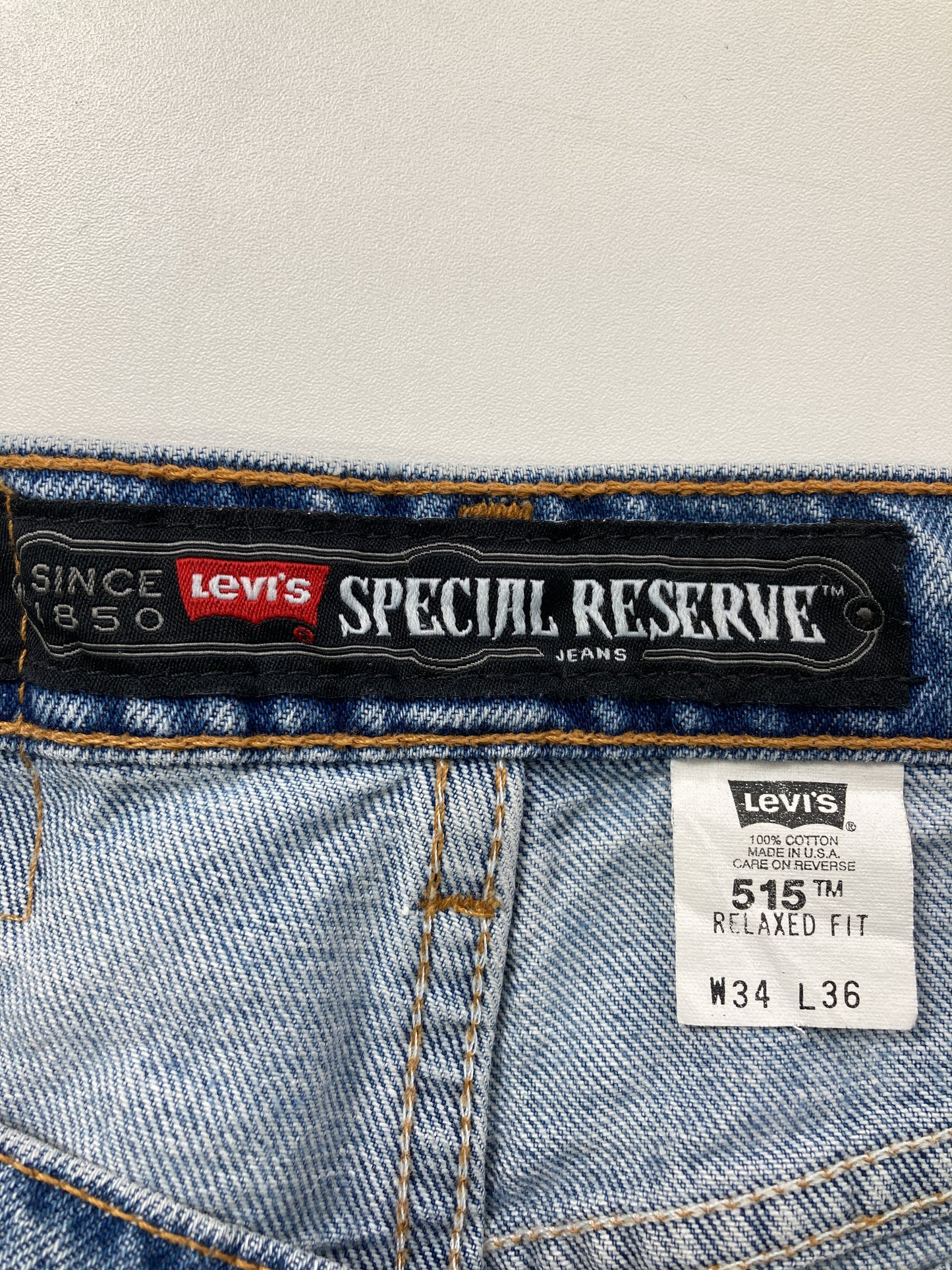 デニムパンツ