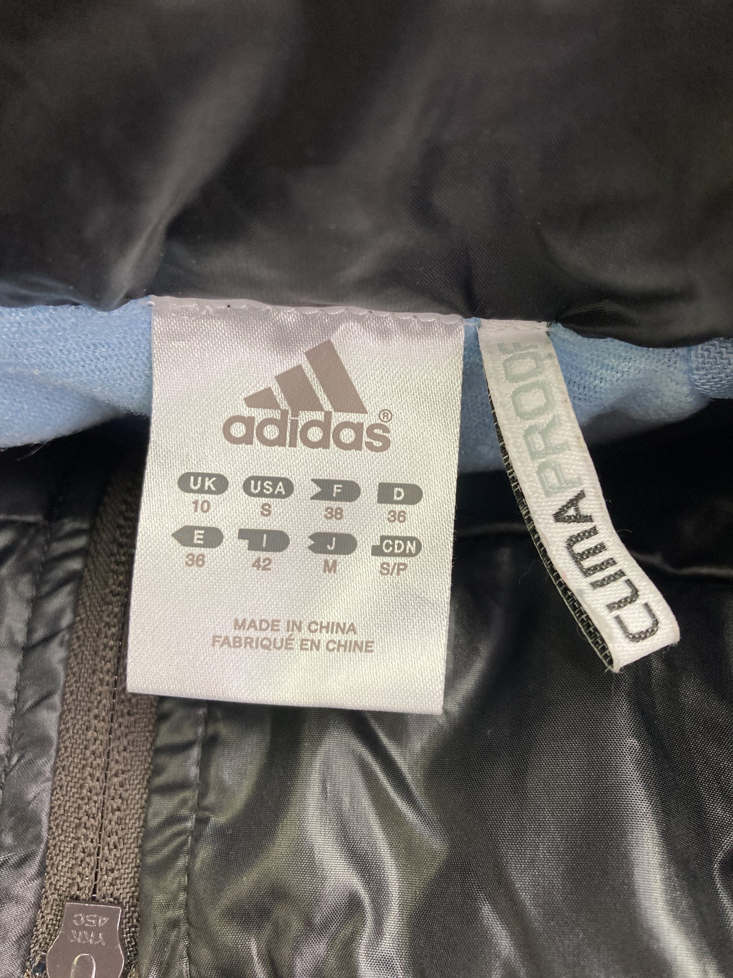 ナイロンジャケット