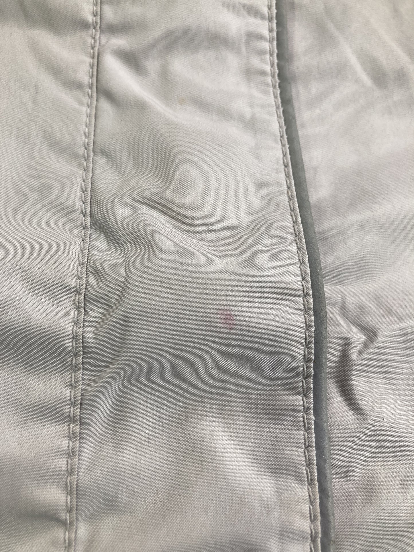 ナイロンジャケット