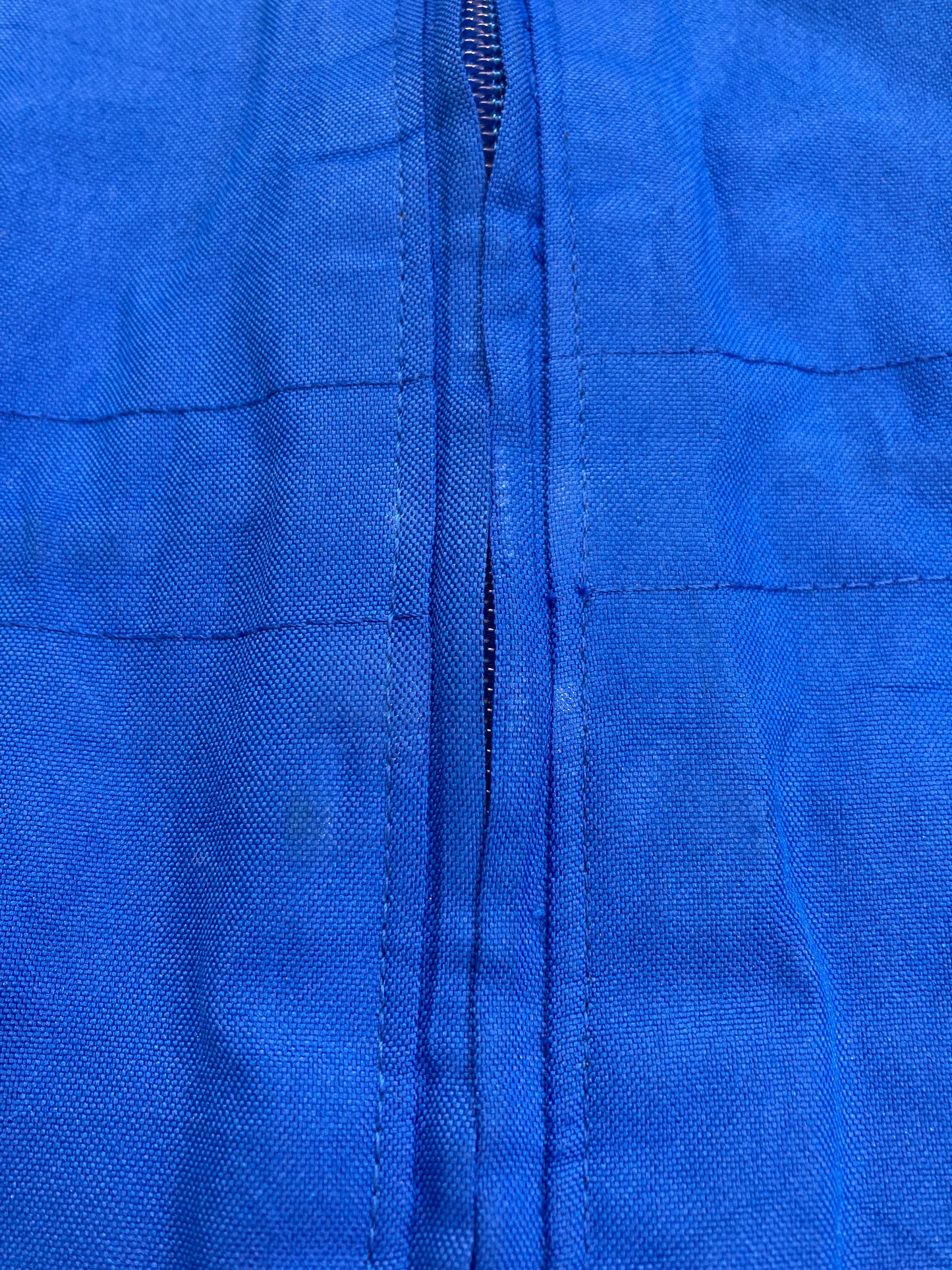 ナイロンジャケット