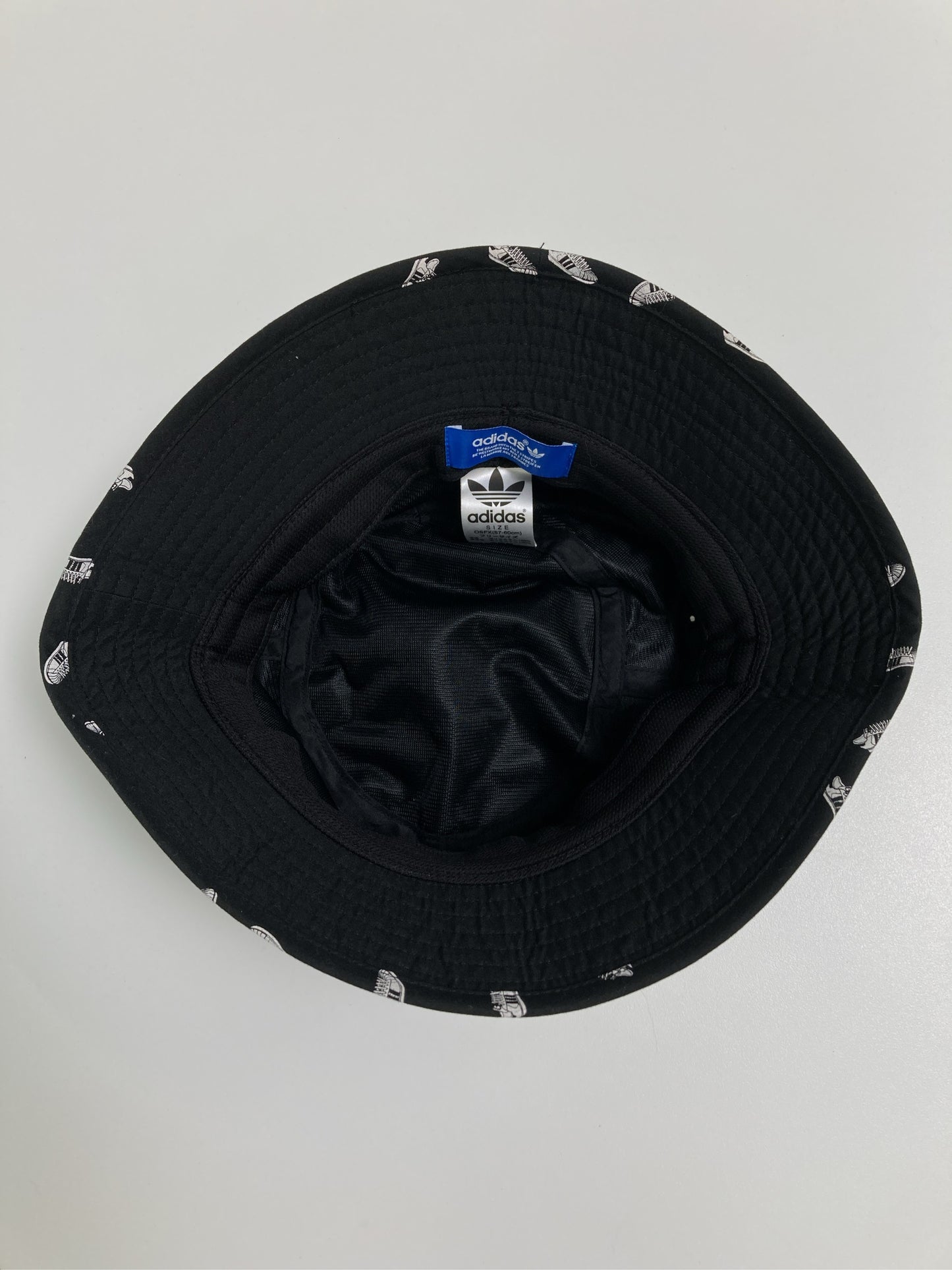 バケットハット