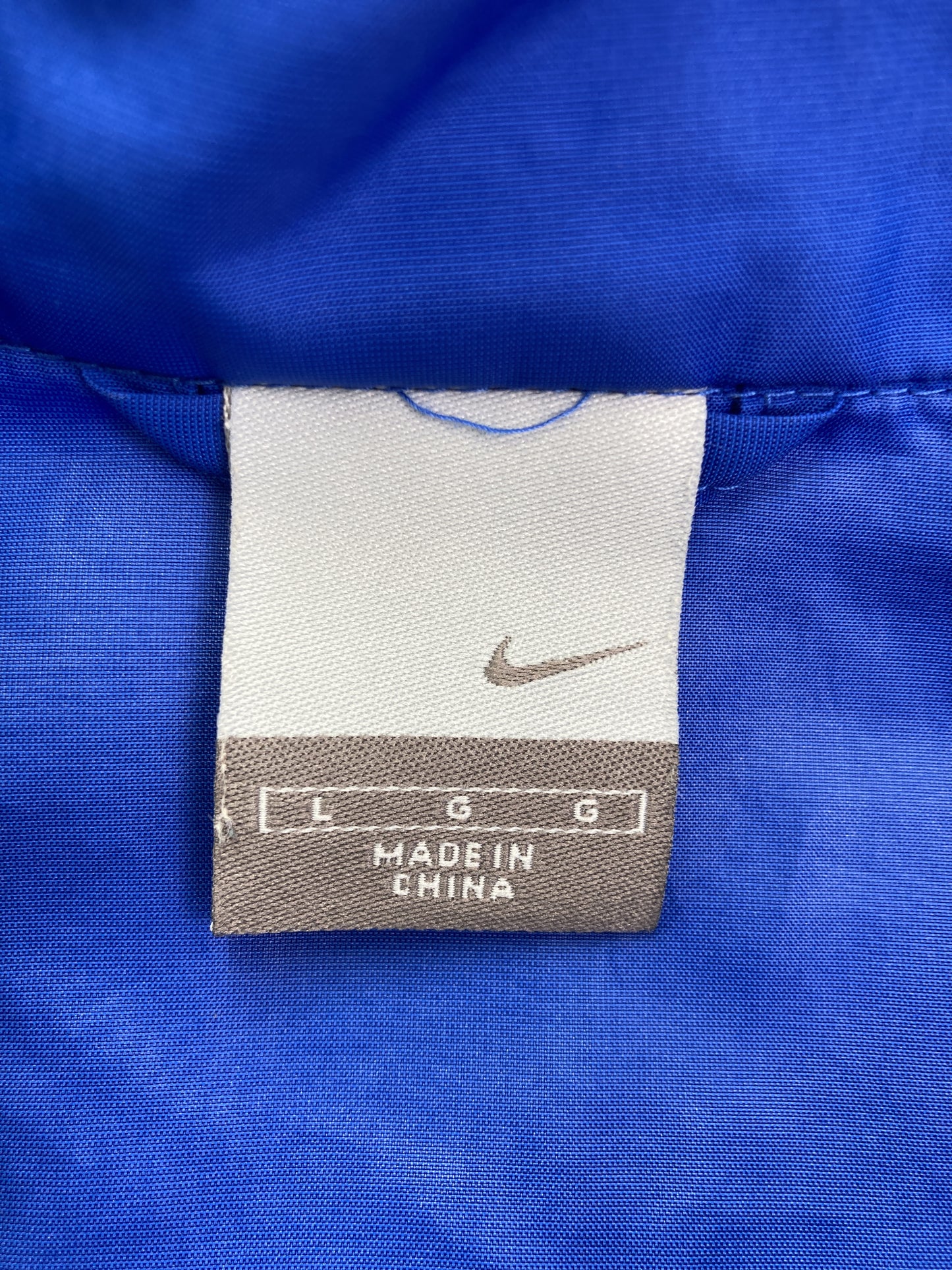 ナイロンジャケット