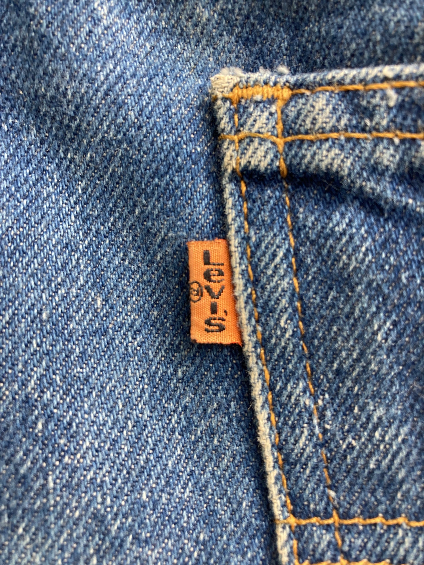 デニムパンツ