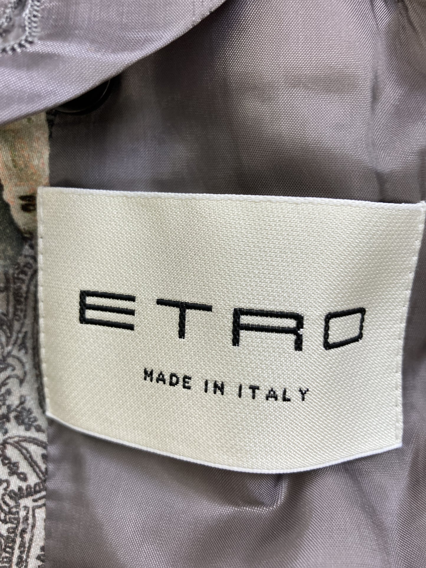 テーラードジャケット