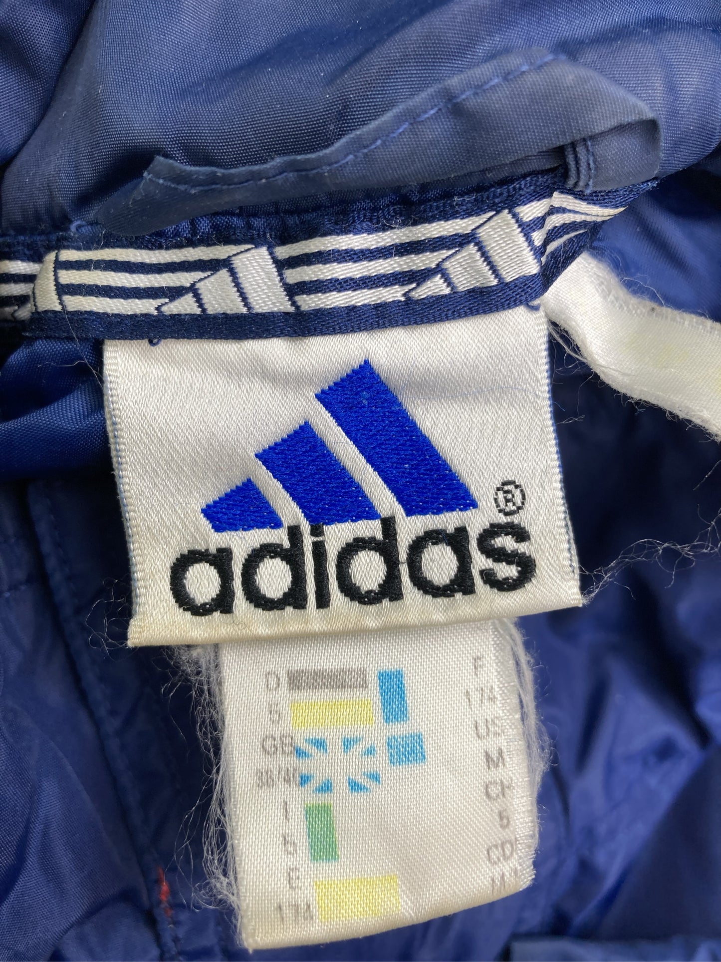 ナイロンジャケット