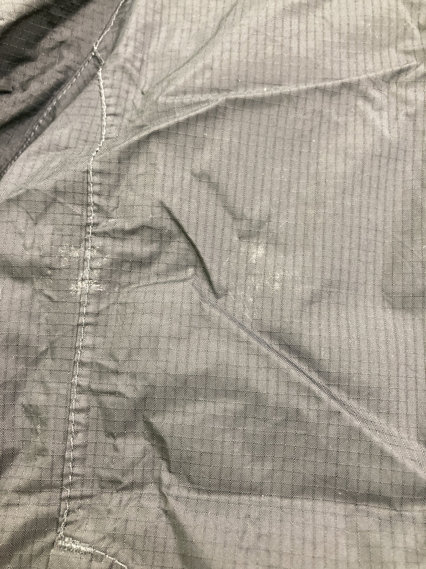 ナイロンジャケット