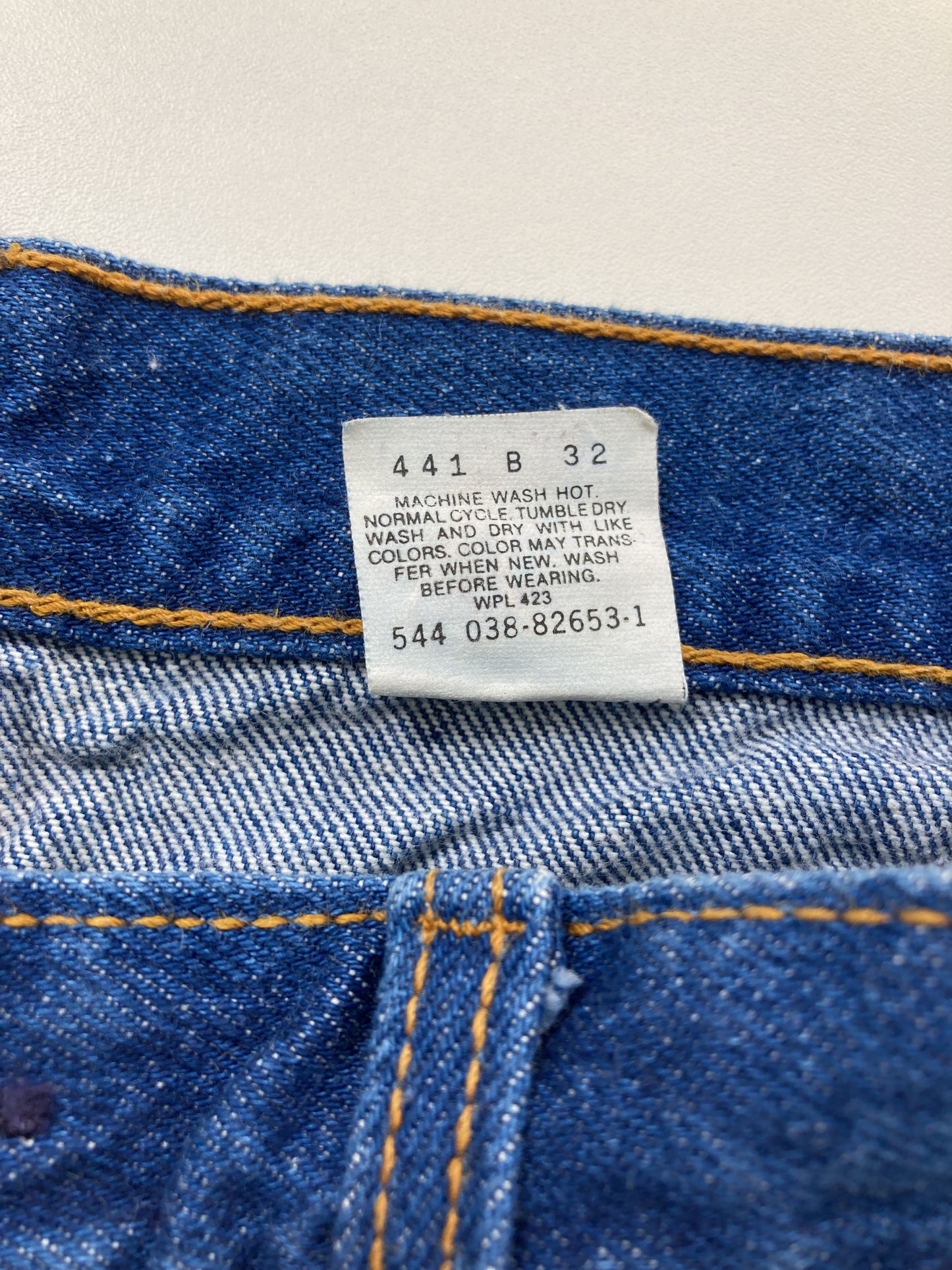 デニムパンツ