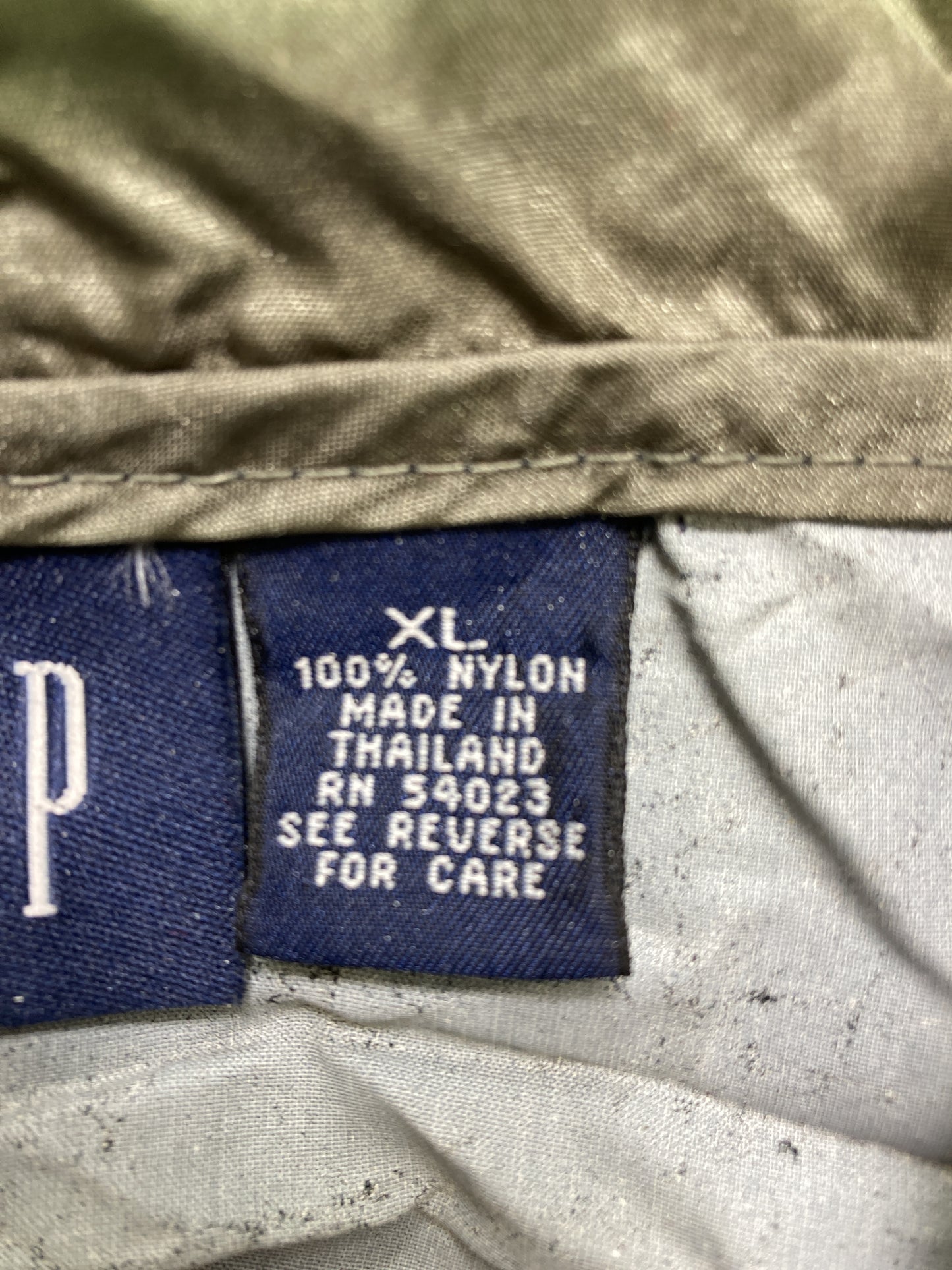 ナイロンジャケット