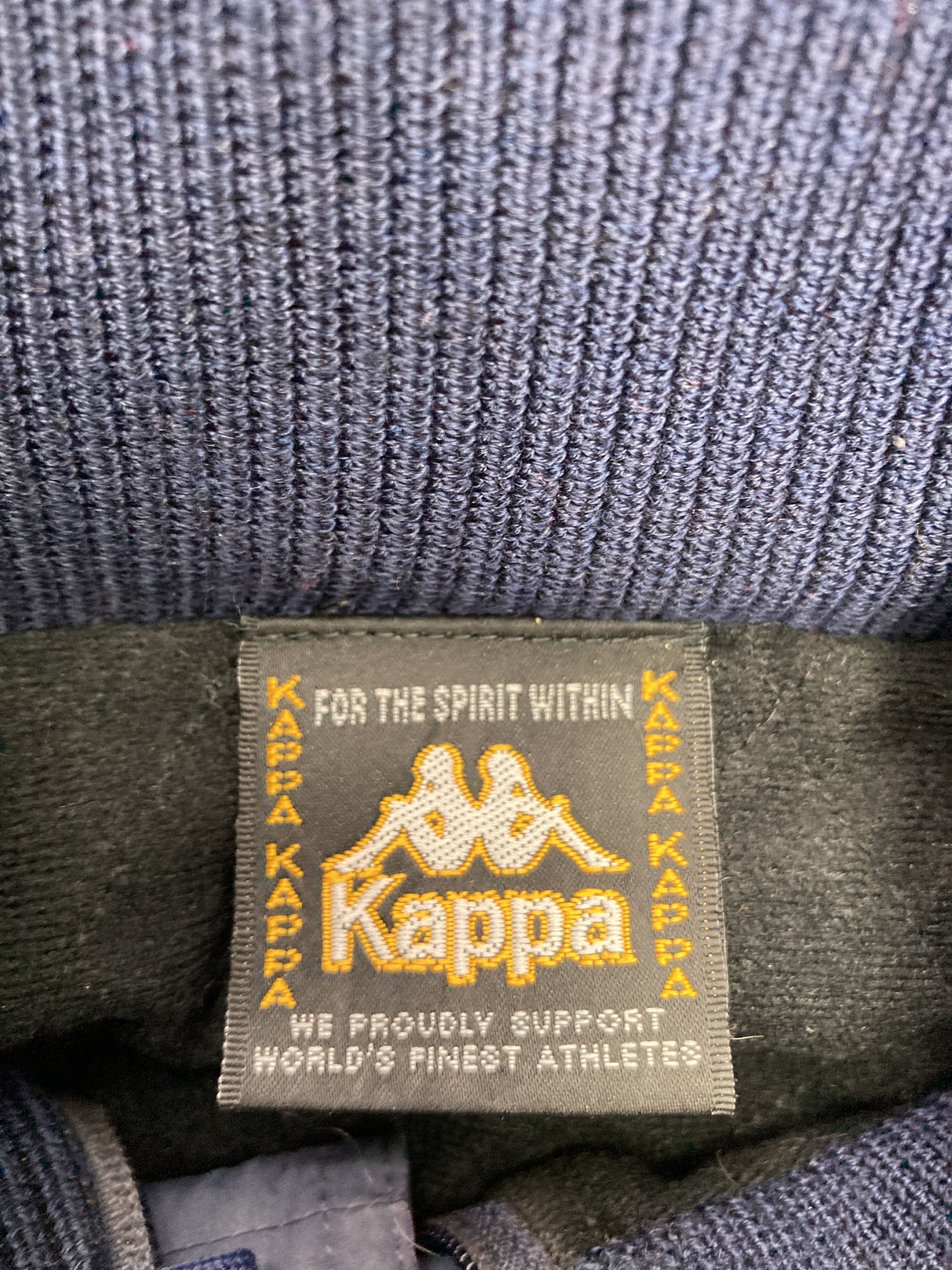 ナイロンジャケット