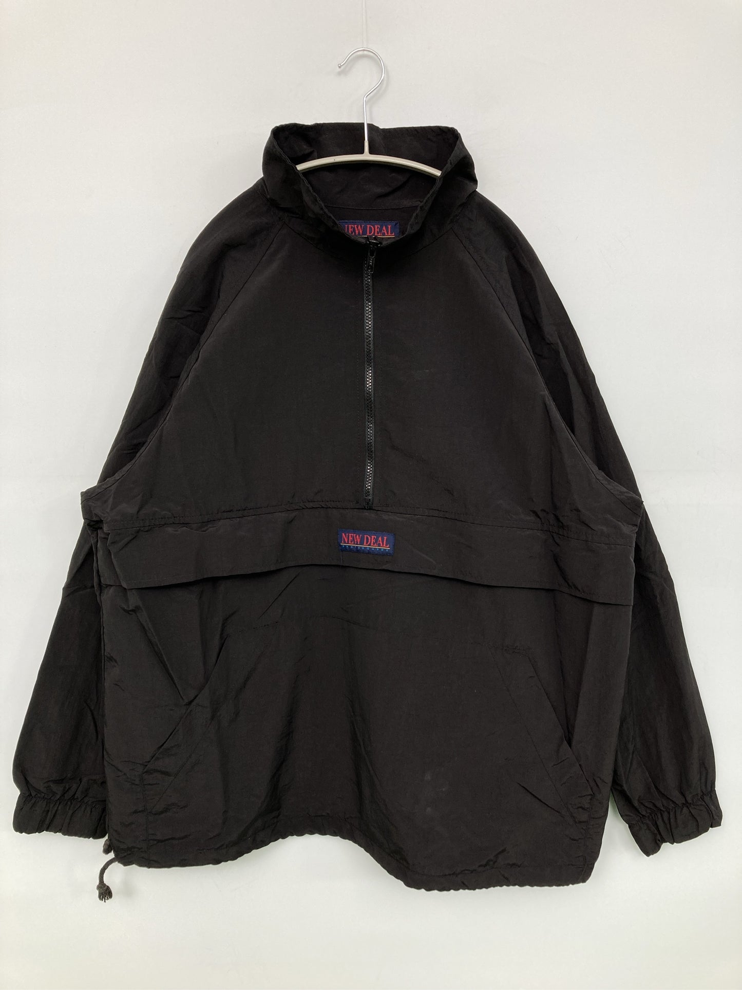 ナイロンジャケット